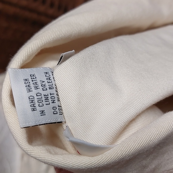 1980's Vintage Short Set in Ivory Large - Picture 12 of 15